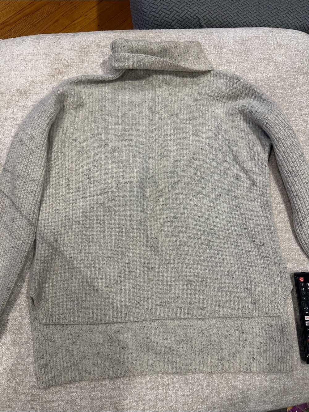 Ann Taylor Light Gray Knit Turtleneck Sweater - Picture 1 of 6